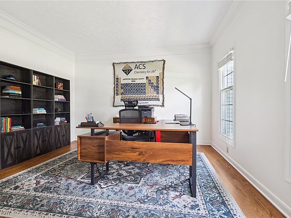3rd image of 6823 Saint Regis Blvd