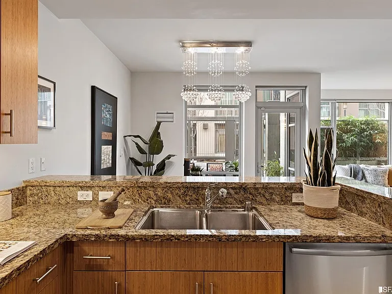 235 Berry St #114 — Photo 6
