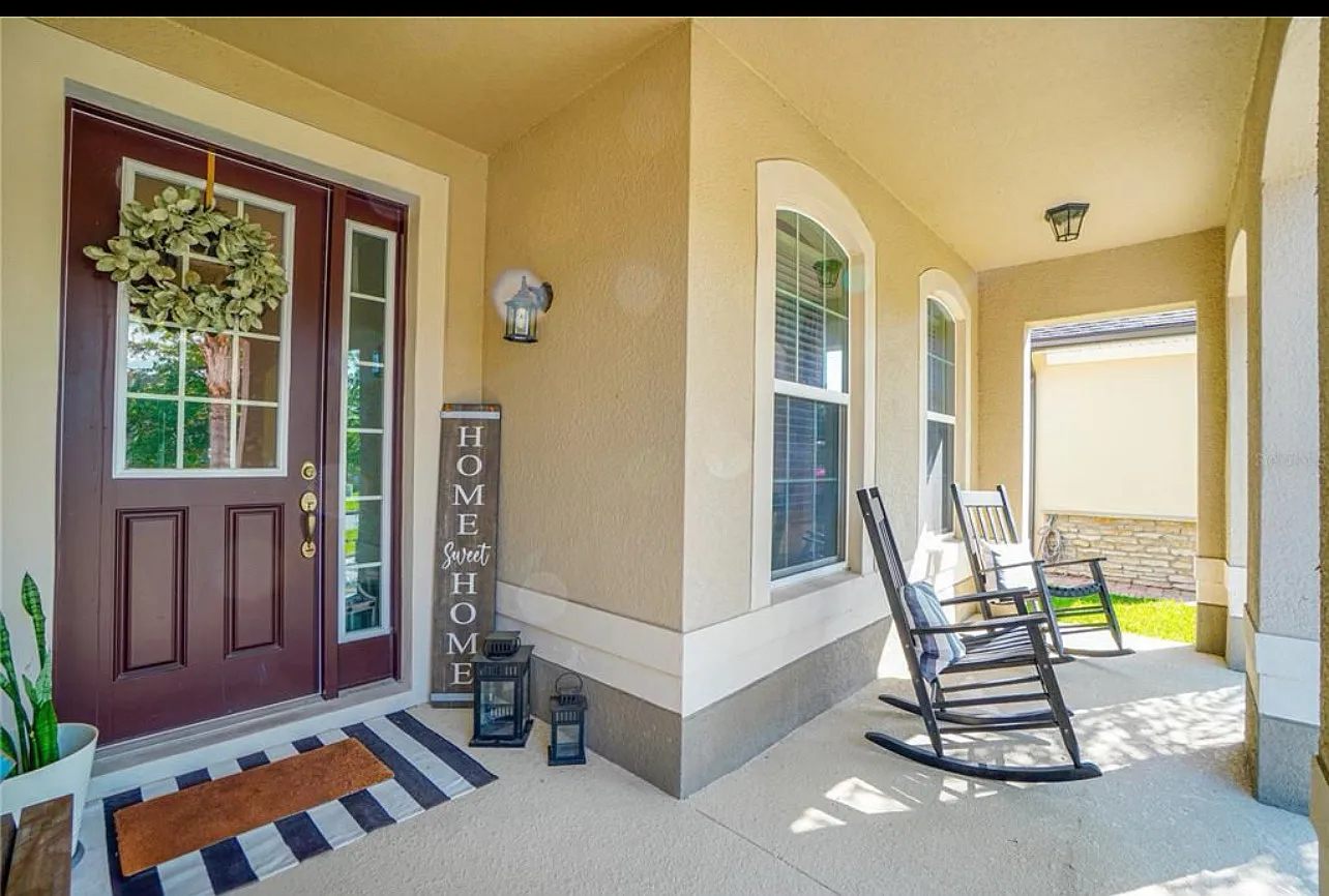 5 bed, 3187 sqft, $3,950 — Photo 4