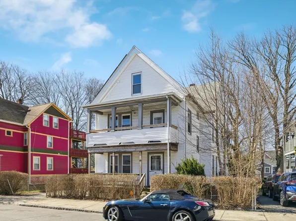 25 Coburn St, Malden, MA 02148