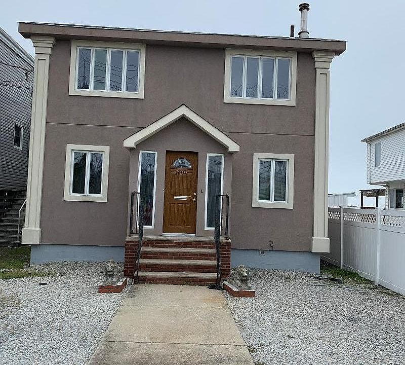1st image of 609 Cross Bay Blvd