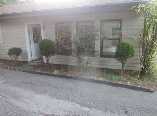 23830 Edmonds Way APT 1, Edmonds, WA 98026