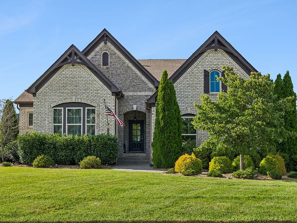 1st image of 401 Larkhill Ln
