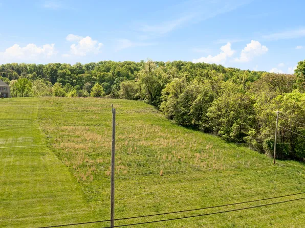 1 Apple Orchard Ln, Troutville, VA 24175