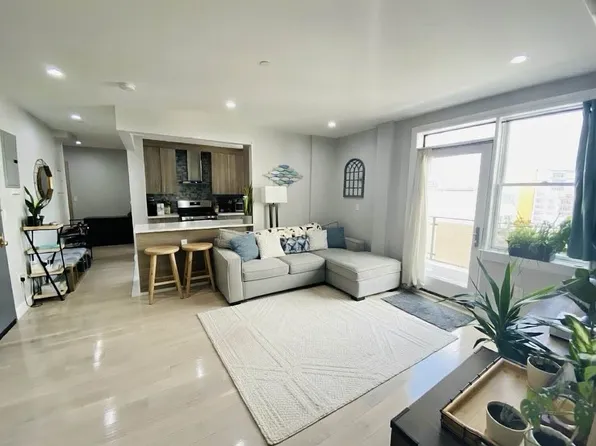 31-12 38th Ave #6F, Long Island City, NY 11101