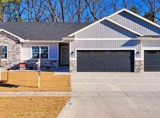 3416 McCann Dr, Janesville, WI 53546