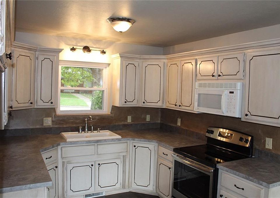 2nd image of 23 Sequoyah Blvd