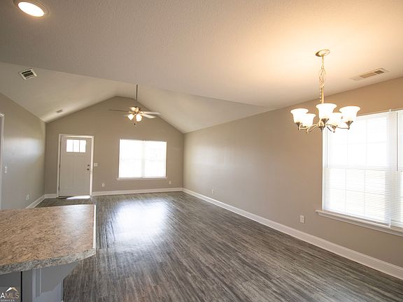 2nd image of 7051 White Pine Ave
