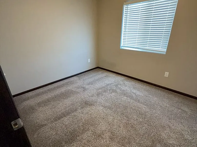 7051 Freedom Ct — Photo 25