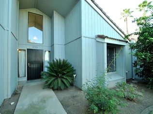 1822 Cougar Ln, Clovis, CA 93611