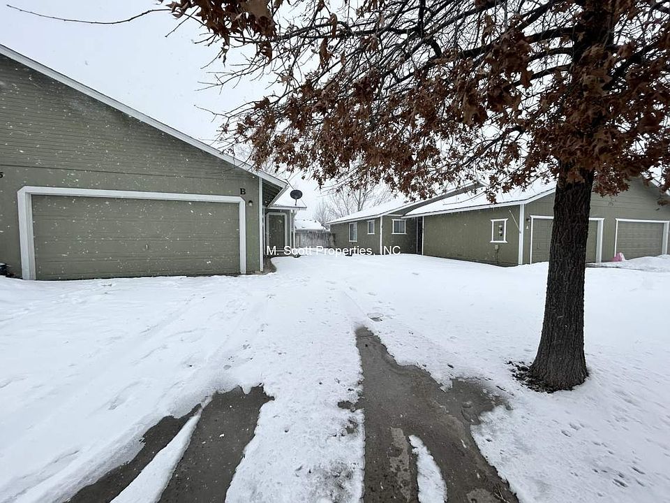 1st image of 775 Wagon Dr Unit B