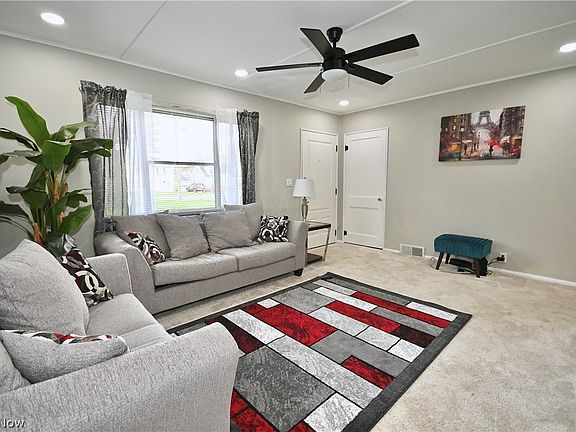 5th image of 3610 Arden Blvd