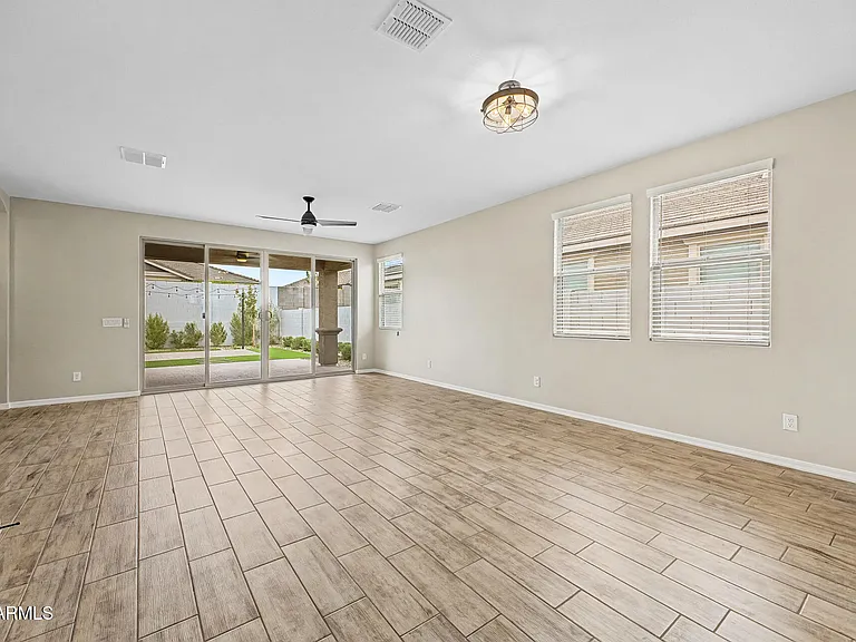 34997 N Sacramento Wash Rd — Photo 8