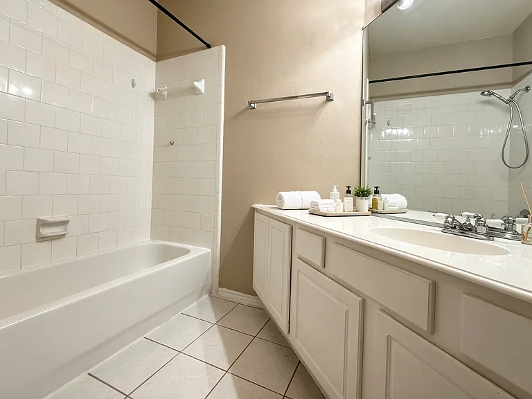 2829 Dunbar Dr — Photo 13