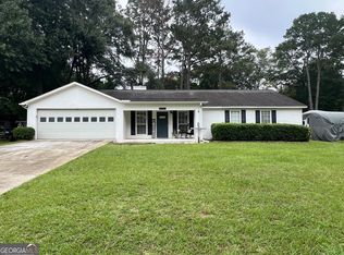 113 Camelot Dr, Dublin, GA 31021