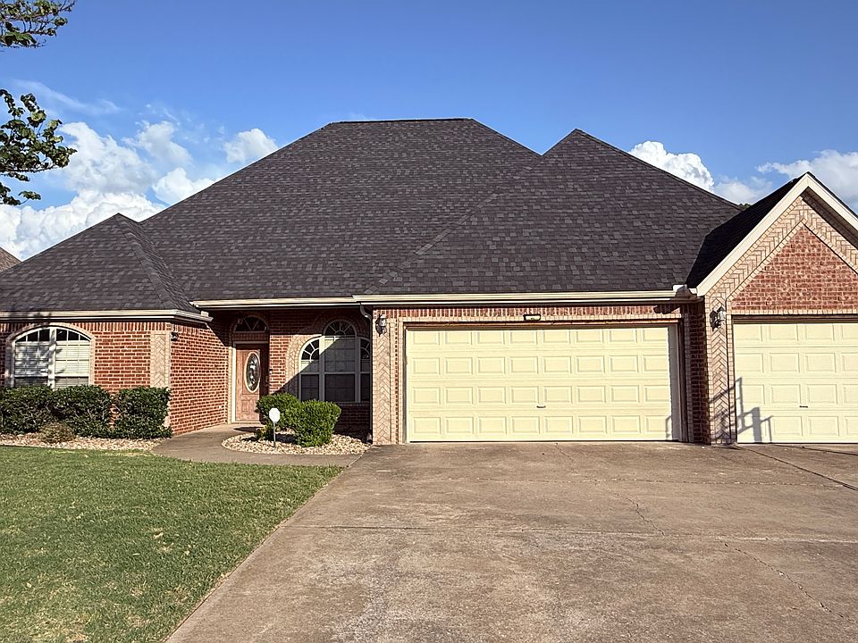 1st image of 2601 Azalea Ave