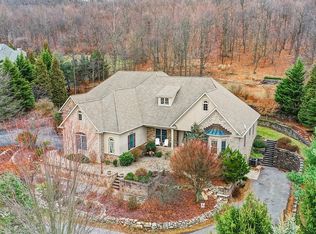 11281 Weatherstone Dr, Waynesboro, PA