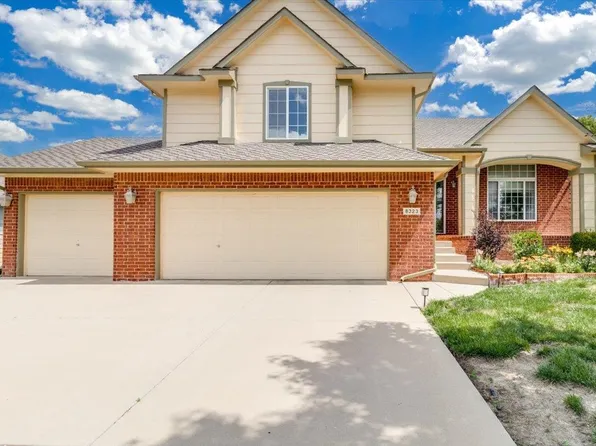 8323 E Champions Ct, Wichita, KS 67226