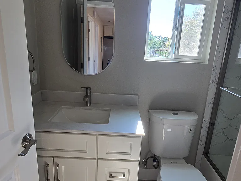 2209 D St — Photo 12