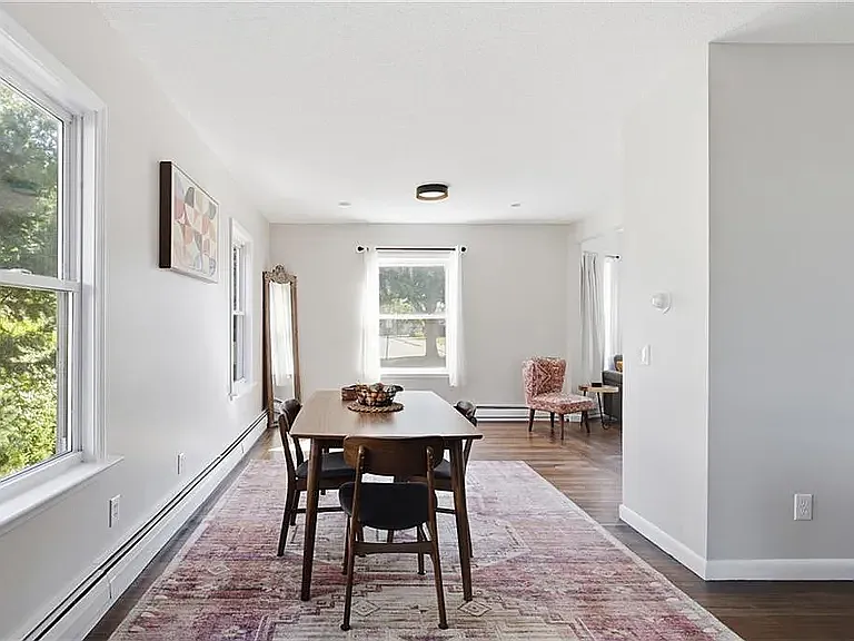 59 Bourne Ave — Photo 3