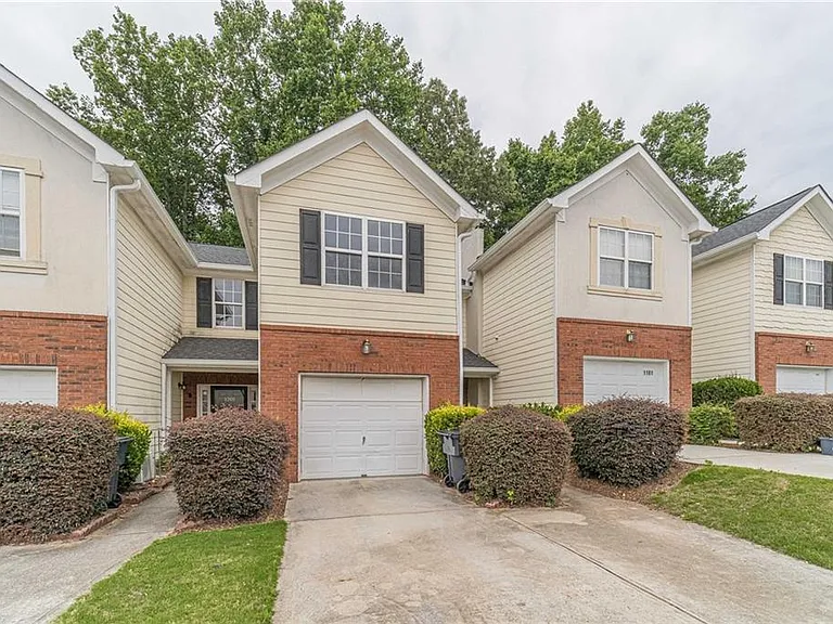 1191 Primrose View Cir — Photo 2