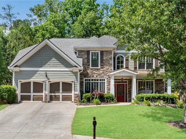 300 Pine Bluff Dr, Dallas, GA 30157