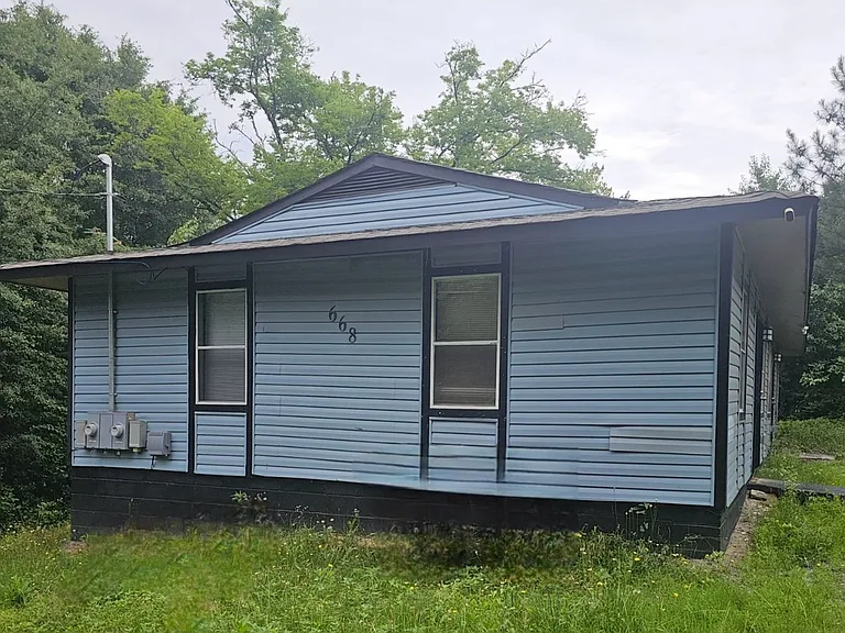 668 Grosso Ave #A — Photo 3