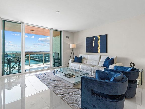 2nd image of 2640 Lake Shore Drive #1608