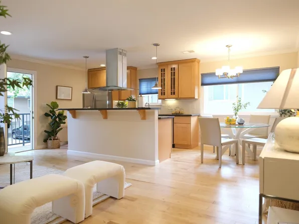 8169 Arroyo Dr APT 4, Pleasanton, CA 94588