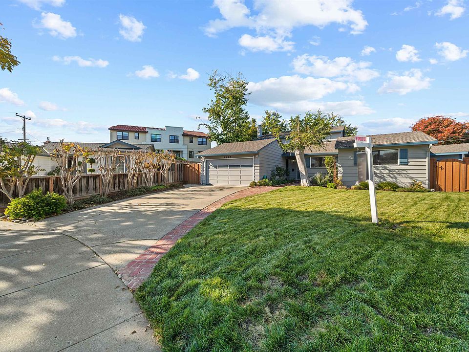 1st image of 3393 Sutton Loop