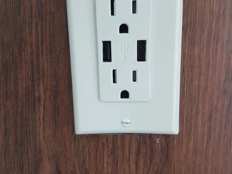Outlets with USB charging
