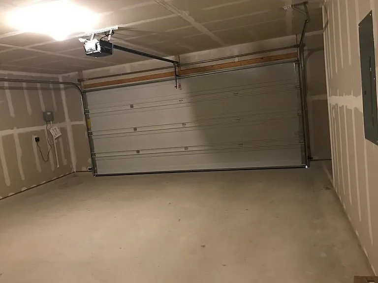 108 Cranbrook Ln — Photo 10