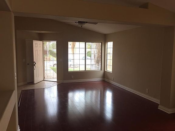 5th image of 707 Duoro Dr