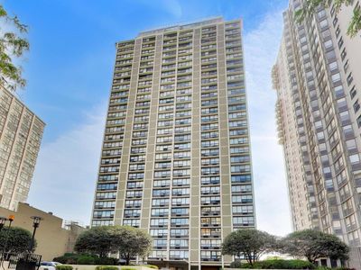 5733 N Sheridan Rd APT 6C, Chicago, IL, 60660