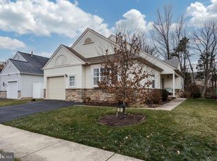 32 Longcross Rd, Royersford, PA 19468