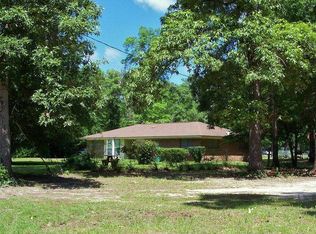 143 County Road 4757, Warren, TX 77664