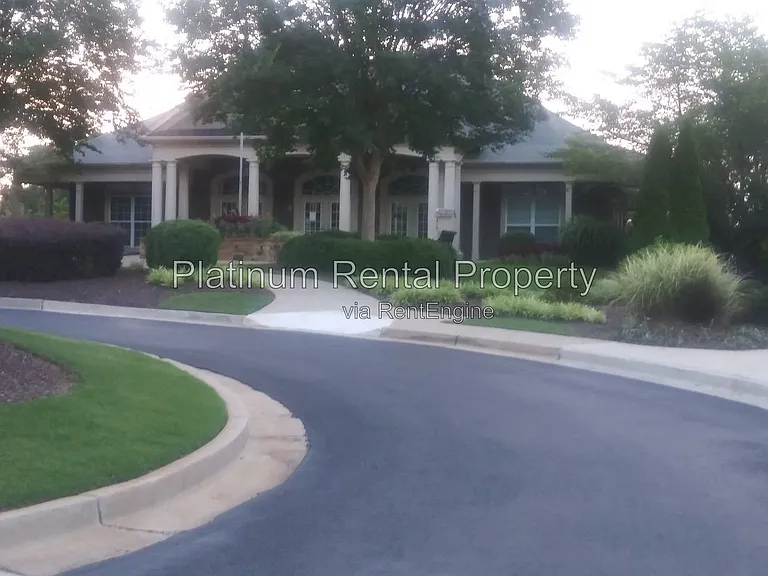 221 Balaban Cir — Photo 43