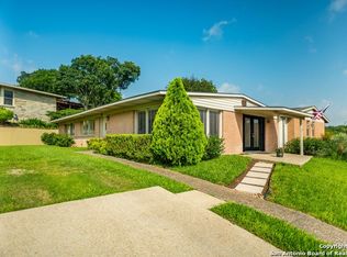 427 E Hathaway Dr, San Antonio, TX 78209