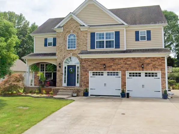 954 Willow Cir, Clarksville, TN 37043