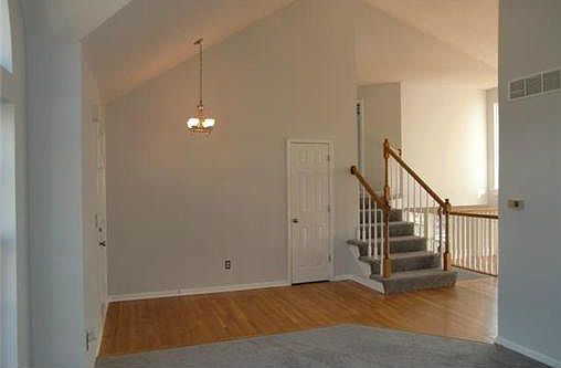 4th image of 5416 NE Scenic Dr