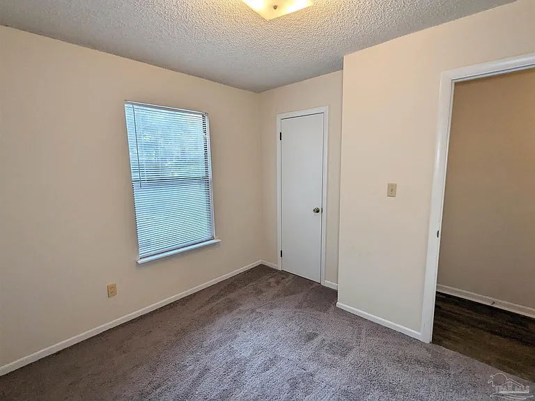 1011 Rentz Ave — Photo 39