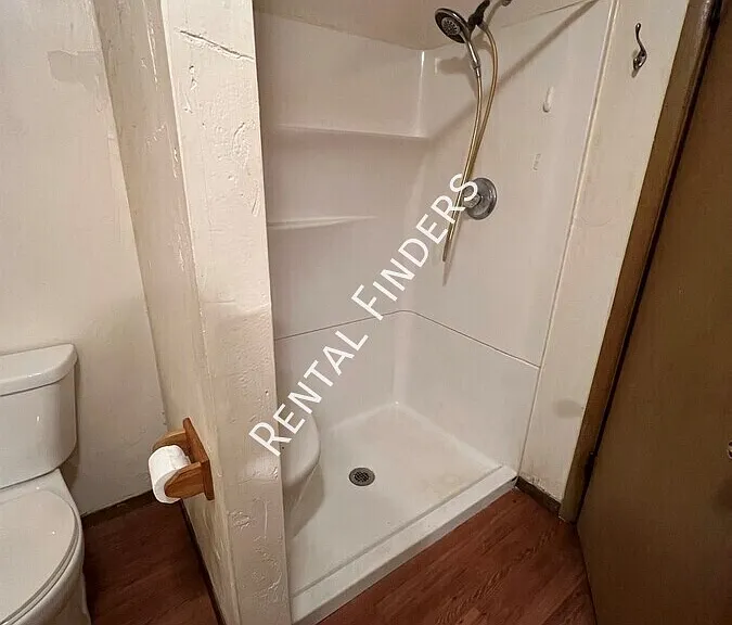 222 E Main St #6 — Photo 18