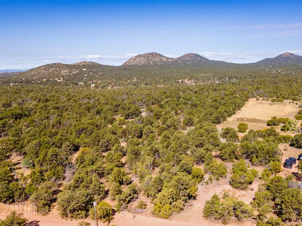 179 Apache Ridge Rd, Santa Fe, NM 87505