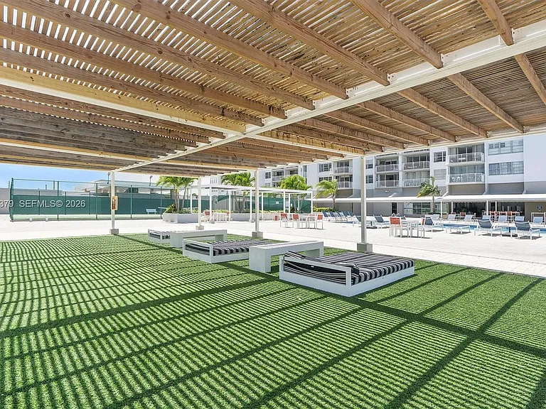 18031 Biscayne Blvd #1401 — Photo 46
