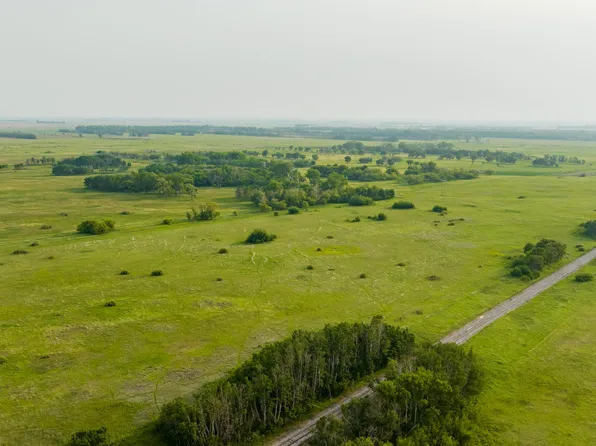 SW 1/4 Of 21 #160-80, Maxbass, ND 58760