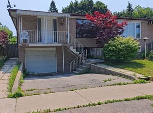 17 Dibgate Blvd, Toronto, ON M1S 2W7