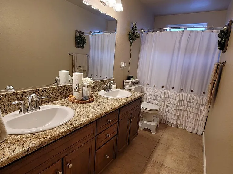 2954 Duncan Ave — Photo 56