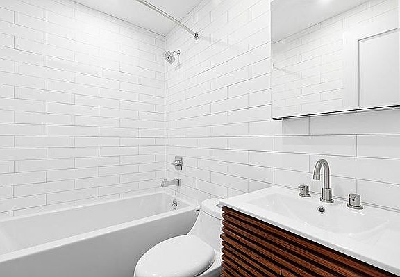 5th image of 437 Franklin Ave #2R