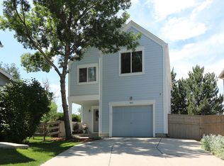 807 Thornwood Cir, Longmont, CO 80503