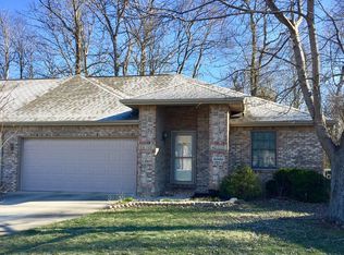 5000 W Quail Ridge Dr, Muncie, IN 47304